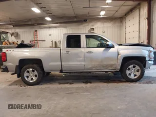 2018 Chevrolet Silverado 1500 LT with VIN 2GCVKRECXJ1111393, listed as a IAAI auction lot 41918729 with 30,199 mi miles and . Bid and sale history available at DreamBid. Image 13.