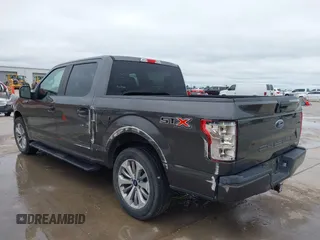 2018 Ford F-150 XL z VIN 1FTEW1CP3JKC21438, wystawiony jako IAAI lot #42207035 z przebiegiem 86 417 mil mil oraz . Historia ofert i sprzedaży dostępna na DreamBid. Obrazek 3.