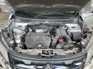 2024 Mitsubishi Outlander S z VIN JA4ARUAU3RU011318, wystawiony jako Copart lot #57679855 z przebiegiem 25 882 mil mil oraz Szkoda całkowita • Salvage title. Historia ofert i sprzedaży dostępna na DreamBid. Obrazek 12.