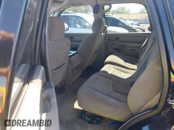 2004 Chevrolet Tahoe LS z VIN 1GNEC13V04R295023, wystawiony jako IAAI lot #42304325 z przebiegiem 170 153 mil mil oraz . Historia ofert i sprzedaży dostępna na DreamBid. Obrazek 8.