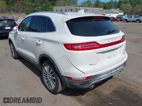 2017 Lincoln MKC Reserve with VIN 5LMCJ3D93HUL46478, listed as a IAAI auction lot 42147121 with 60,316 mi miles and . Bid and sale history available at DreamBid. Image 3.