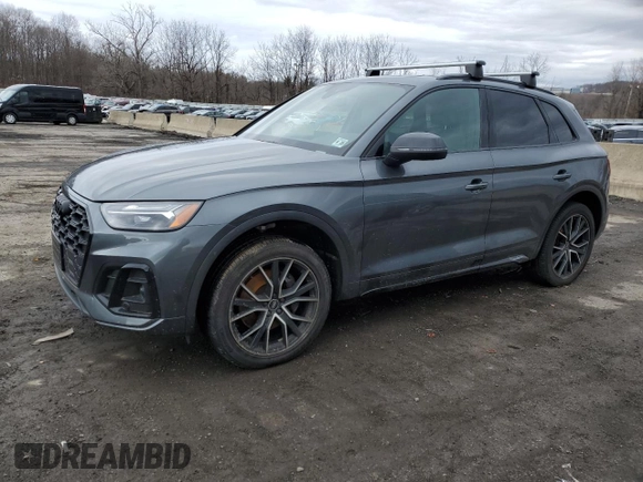 2023 Audi SQ5 Premium Plus with VIN WA1B4AFY0P2102679, listed as a Copart auction lot 47826385 with 13,986 mi miles and Salvage Title. Bid and sale history available at carsss.com. Image 1.
