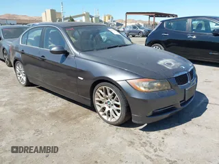 2007 BMW 3 Series 335i с VIN WBAVB73507VF53082, выставлен на аукционе IAAI как лот 42777159 с пробегом 121 008 миль миль и . История ставок и продаж доступна на DreamBid. Изображение 1.