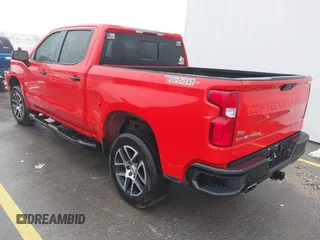 2020 Chevrolet Silverado 1500 LT Trail Boss with VIN 3GCPYFED2LG411020, listed as a IAAI auction lot 41232045 with 39,962 mi miles. Bid and sale history available at carsss.com. Image 3.