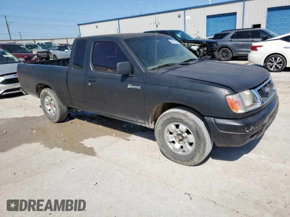 2001 Nissan Frontier XE z VIN 1N6DD21SX1C386232, wystawiony jako Copart lot #52915155 z przebiegiem 174 268 mil mil oraz Czysty tytuł • Clean title. Historia ofert i sprzedaży dostępna na DreamBid. Obrazek 4.