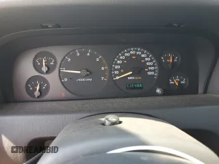 2004 Jeep Grand Cherokee Laredo with VIN 1J4GW48S44C282992, listed as a Copart auction lot 61523685 with 112,486 mi miles and Clean title. Bid and sale history available at DreamBid. Image 9.