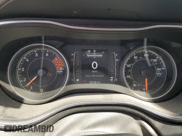 2019 Jeep Cherokee Latitude с VIN 1C4PJLCX7KD305416, выставлен на аукционе Copart как лот 56932415 с пробегом 62 168 миль миль и Списание • Salvage title. История ставок и продаж доступна на DreamBid. Изображение 9.