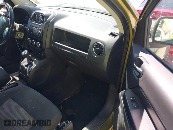 2012 Jeep Compass Latitude with VIN 1C4NJCEB9CD688401, listed as a IAAI auction lot 41801282 with 154,059 mi miles and . Bid and sale history available at carsss.com. Image 5.