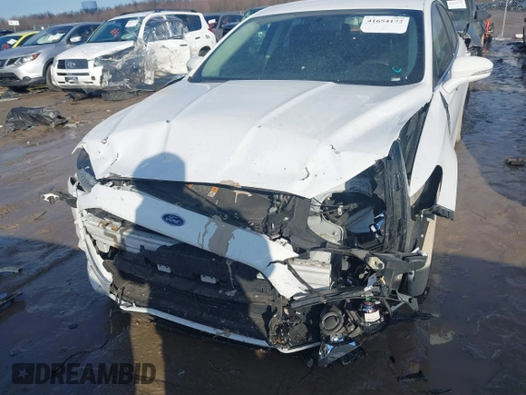 2014 Ford Fusion SE with VIN 3FA6P0H70ER312212, listed as a IAAI auction lot 41654172 with 122,744 mi miles. Bid and sale history available at carsss.com. Image 6.