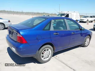 2006 Ford Focus S with VIN 1FAFP34N86W184015, listed as a IAAI auction lot 41832666 with 75,967 mi miles and . Bid and sale history available at carsss.com. Image 4.