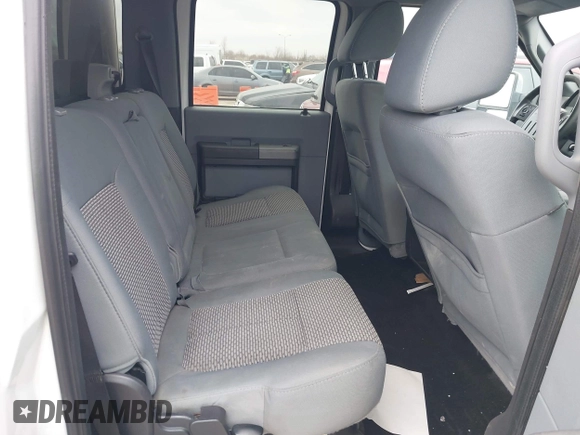 2011 Ford F-250 XL z VIN 1FT7W2A61BEC35315, wystawiony jako IAAI lot #41578348 z przebiegiem 139 033 mil mil oraz . Historia ofert i sprzedaży dostępna na DreamBid. Obrazek 8.