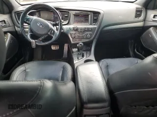 2013 Kia Optima SX z VIN 5XXGR4A65DG215196, wystawiony jako Copart lot #60927695 z przebiegiem 73 164 mil mil oraz Czysty tytuł • Clean title. Historia ofert i sprzedaży dostępna na DreamBid. Obrazek 10.
