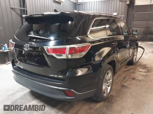 2015 Toyota Highlander Limited with VIN 5TDDKRFH1FS176008, listed as a IAAI auction lot 41917867 with 271,362 mi miles and . Bid and sale history available at DreamBid. Image 4.