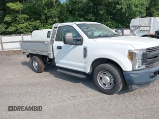 2018 Ford F-250 XL with VIN 1FDBF2A69JEC26995, listed as a IAAI auction lot 42667577 with 90,276 mi miles and . Bid and sale history available at DreamBid. Image 1.
