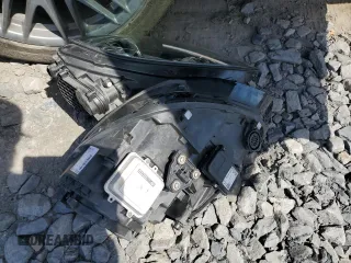 2017 Porsche Cayenne z VIN WP1AA2A28HKA83737, wystawiony jako Copart lot #54212985 z przebiegiem 87 416 mil mil oraz Szkoda całkowita • Salvage title. Historia ofert i sprzedaży dostępna na DreamBid. Obrazek 13.