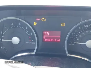 2007 Mercury Mountaineer z VIN 4M2EU47EX7UJ19383, wystawiony jako IAAI lot #41859977 z przebiegiem 186 297 mil mil oraz . Historia ofert i sprzedaży dostępna na DreamBid. Obrazek 7.
