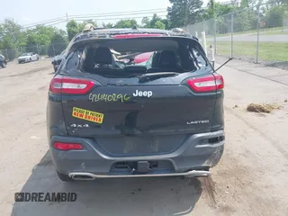 2017 Jeep Cherokee Limited с VIN 1C4PJMDS4HW631244, выставлен на аукционе IAAI как лот 42440296 с пробегом 111 461 миль миль и . История ставок и продаж доступна на DreamBid. Изображение 16.