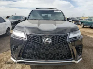 2023 Lexus LX 600 F Sport z VIN JTJMB7CX4P4029756, wystawiony jako Copart lot #59341144 z przebiegiem 12 132 mil mil oraz Szkoda całkowita • Salvage title. Historia ofert i sprzedaży dostępna na DreamBid. Obrazek 5.