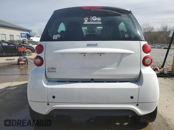 2015 Smart fortwo Passion z VIN WMEEJ3BA2FK811601, wystawiony jako Copart lot #50405625 z przebiegiem 44 600 mil mil oraz Szkoda całkowita • Salvage title. Historia ofert i sprzedaży dostępna na DreamBid. Obrazek 6.