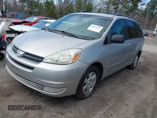 2005 Toyota Sienna CE with VIN 5TDZA23C85S322640, listed as a IAAI auction lot 42022461 with 294,074 mi miles. Bid and sale history available at carsss.com. Image 2.