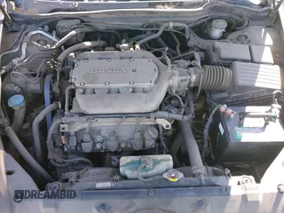 2005 Honda Accord LX with VIN 1HGCM66365A005292, listed as a IAAI auction lot 41555771 with 332,836 mi miles and . Bid and sale history available at DreamBid. Image 10.