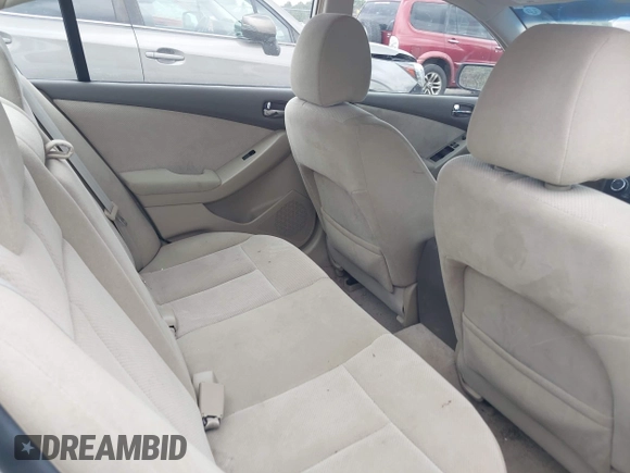 2008 Nissan Altima 2.5 SL with VIN 1N4AL21E28N551231, listed as a IAAI auction lot 42034911 with 139,853 mi miles. Bid and sale history available at carsss.com. Image 8.
