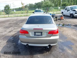 2008 BMW 3 Series 335i z VIN WBAWL73588PX53776, wystawiony jako IAAI lot #42653626 z przebiegiem 128 482 mil mil oraz . Historia ofert i sprzedaży dostępna na DreamBid. Obrazek 16.