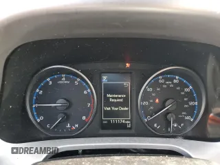 2018 Toyota RAV4 XLE z VIN JTMRFREV1JJ242564, wystawiony jako Copart lot #59093405 z przebiegiem 111 174 mil mil oraz Szkoda całkowita • Salvage title. Historia ofert i sprzedaży dostępna na DreamBid. Obrazek 9.