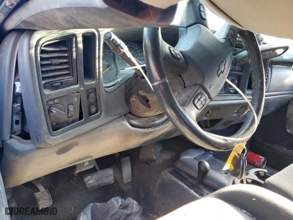 2005 Chevrolet Silverado 1500 Z71 with VIN 1GCEK14T45Z141604, listed as a Copart auction lot 44454935 with 0 mi miles and Non Repairable. Bid and sale history available at carsss.com. Image 9.