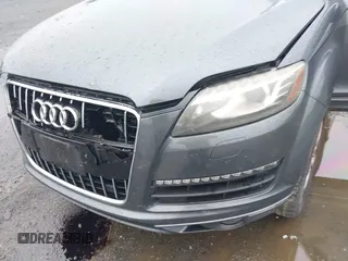 2013 Audi Q7 Premium Plus with VIN WA1LMAFE7DD004081, listed as a IAAI auction lot 40398134 with 143,475 mi miles and . Bid and sale history available at DreamBid. Image 6.
