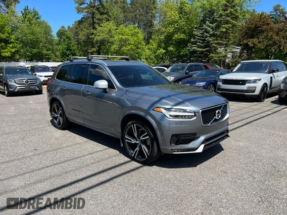 2019 Volvo XC90 R-Design z VIN YV4A22PM9K1440828, wystawiony jako Copart lot #58994785 z przebiegiem 153 481 mil mil oraz Czysty tytuł • Clean title. Historia ofert i sprzedaży dostępna na DreamBid. Obrazek 2.