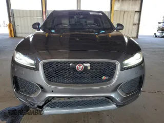 2019 Jaguar F-Pace S with VIN SADCM2FV1KA610717, listed as a Copart auction lot 55041445 with 85,262 mi miles and Salvage Title. Bid and sale history available at DreamBid. Image 5.