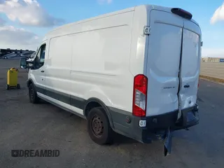 2019 Ford Transit with VIN 1FTYE2CM3KKA07286, listed as a IAAI auction lot 40514524 with 141,215 mi miles. Bid and sale history available at carsss.com. Image 3.