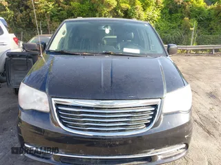 2014 Chrysler Town & Country Touring with VIN 2C4RC1BG1ER453684, listed as a IAAI auction lot 42111596 with 115,572 mi miles. Bid and sale history available at carsss.com. Image 6.