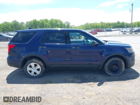 2017 Ford Police Interceptor Utility z VIN 1FM5K8AT7HGC25649, wystawiony jako IAAI lot #42283890 z przebiegiem 169 427 mil mil oraz . Historia ofert i sprzedaży dostępna na DreamBid. Obrazek 13.