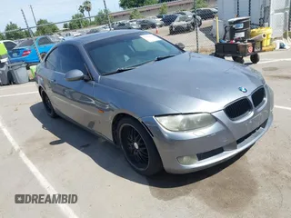 2009 BMW 3 Series 328i xDrive z VIN WBAWC33599PU83743, wystawiony jako IAAI lot #42290785 z przebiegiem 158 294 mil mil oraz . Historia ofert i sprzedaży dostępna na DreamBid. Obrazek 1.