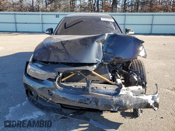 2018 BMW 3 Series 320i xDrive z VIN WBA8A3C53JA494999, wystawiony jako Copart lot #41457625 z przebiegiem Nie podano mil oraz Szkoda całkowita • Salvage title. Historia ofert i sprzedaży dostępna na DreamBid. Obrazek 5.