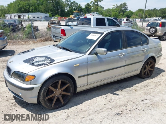 2004 BMW 3 Series 325xi with VIN WBAEU33454PR08948, listed as a IAAI auction lot 42149029 with 100,845 mi miles and . Bid and sale history available at DreamBid. Image 2.