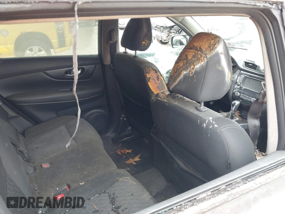 2018 Nissan Rogue SV z VIN KNMAT2MV4JP618914, wystawiony jako IAAI lot #41800479 z przebiegiem Nie podano mil oraz . Historia ofert i sprzedaży dostępna na DreamBid. Obrazek 8.