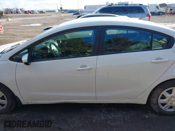 2017 Kia Forte LX with VIN 3KPFK4A77HE057175, listed as a IAAI auction lot 41232874 with 53,479 mi miles. Bid and sale history available at carsss.com. Image 14.