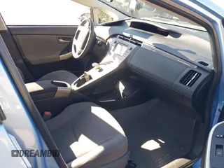 2014 Toyota Prius with VIN JTDKN3DP1E3054710, listed as a IAAI auction lot 41421809 with 113,607 mi miles and . Bid and sale history available at DreamBid. Image 5.