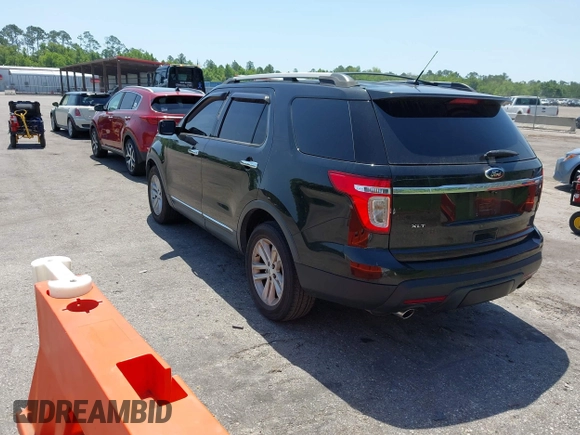 2013 Ford Explorer XLT z VIN 1FM5K7D8XDGA96835, wystawiony jako IAAI lot #42296948 z przebiegiem 271 762 mil mil oraz . Historia ofert i sprzedaży dostępna na DreamBid. Obrazek 3.