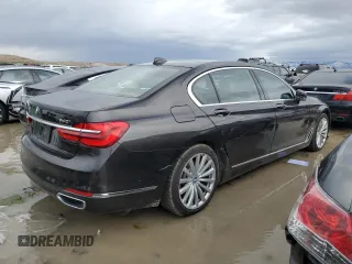 2017 BMW 7 Series 740i xDrive with VIN WBA7E4C3XHGV23345, listed as a Copart auction lot 40793704 with 71,046 mi miles. Bid and sale history available at carsss.com. Image 3.