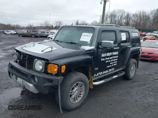 2008 Hummer H3 SUV Alpha with VIN 5GTEN63L388197946, listed as a IAAI auction lot 41695619 with 198,631 mi miles. Bid and sale history available at carsss.com. Image 2.