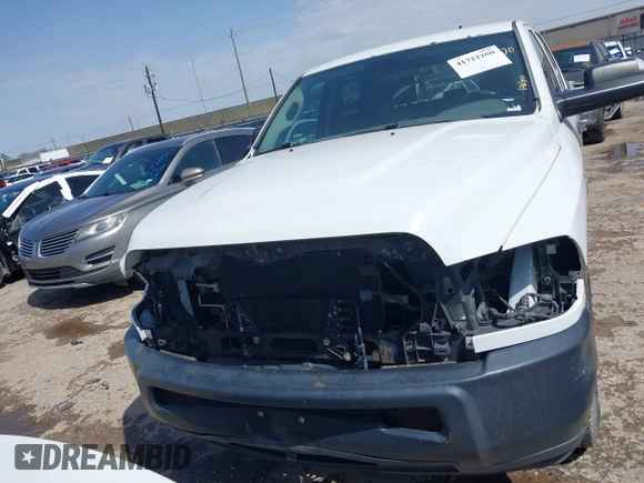 2014 Ram 2500 Tradesman with VIN 3C6UR4HJ8EG301296, listed as a IAAI auction lot 41722200 with 176,464 mi miles. Bid and sale history available at carsss.com. Image 6.