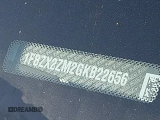 2016 Ford Transit XL с VIN 1FBZX2ZM2GKB22656, выставлен на аукционе IAAI как лот 42077172 с пробегом 211 104 миль миль и . История ставок и продаж доступна на DreamBid. Изображение 18.