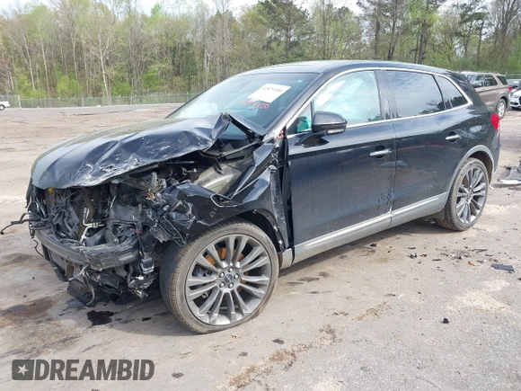 2016 Lincoln MKX Reserve z VIN 2LMTJ8LP6GBL22104, wystawiony jako IAAI lot #41879300 z przebiegiem 168 162 mil mil oraz . Historia ofert i sprzedaży dostępna na DreamBid. Obrazek 2.