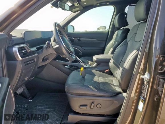 2024 Kia Telluride EX with VIN 5XYP3DGC6RG428871, listed as a Copart auction lot 60155385 with 28,189 mi miles and Salvage title. Bid and sale history available at DreamBid. Image 7.