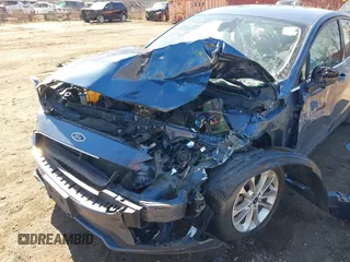 2019 Ford Fusion SE with VIN 3FA6P0H75KR238698, listed as a IAAI auction lot 41817222 with 1 mi miles. Bid and sale history available at carsss.com. Image 6.