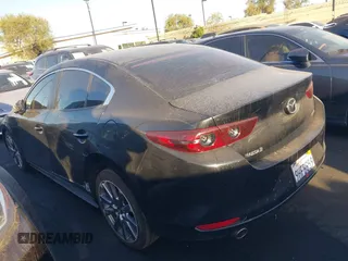 2019 Mazda 3 Select с VIN 3MZBPAAL9KM111551, выставлен на аукционе IAAI как лот 40725249 с пробегом 63 074 миль миль и . История ставок и продаж доступна на DreamBid. Изображение 14.